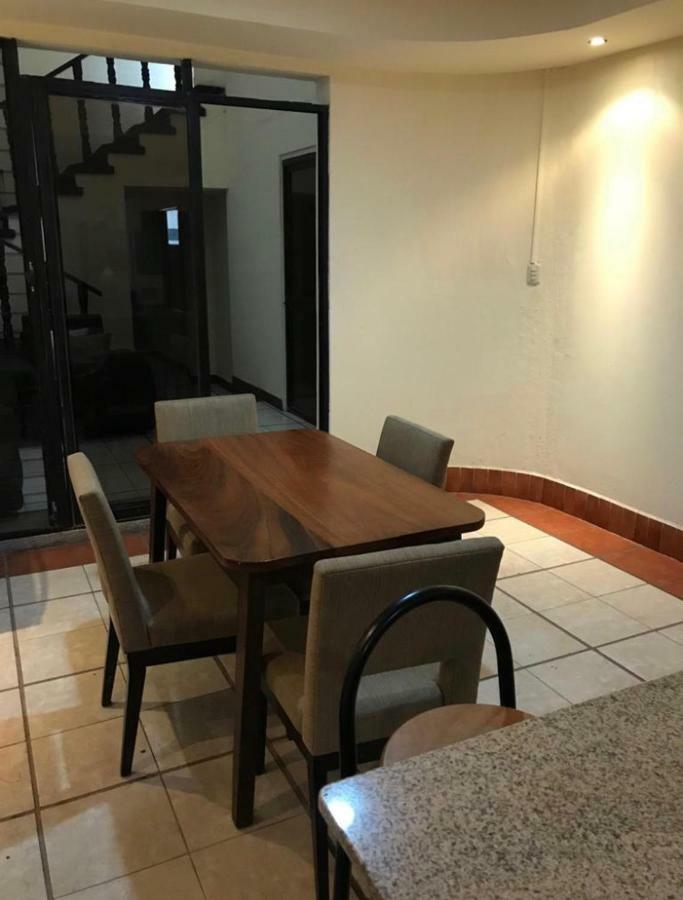 Casa Irma Hotel Guatemala City Ngoại thất bức ảnh
